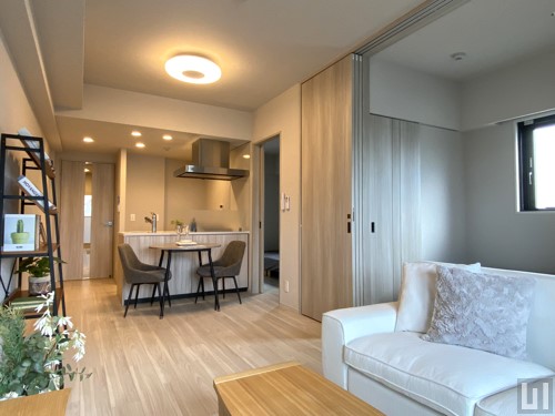 Eタイプ・モデルルーム - リビング・洋室