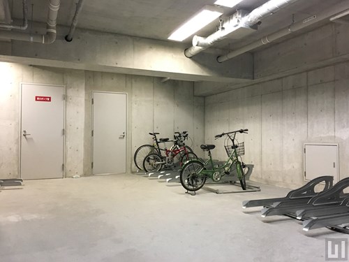 地下駐輪場