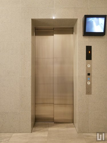 防犯モニター付エレベーター