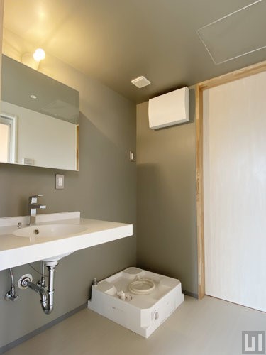 Cタイプ - 洗面台・洗濯機置場