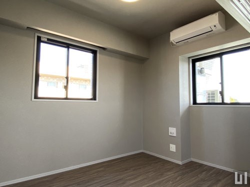 Bタイプ - 洋室(4.8帖)