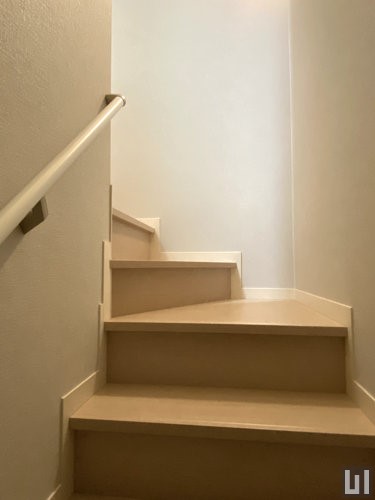 1LDK 57.14㎡タイプ - 階段