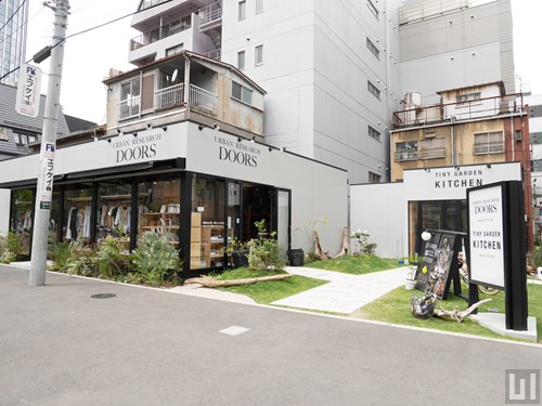 URBAN RESEARCH DOORS